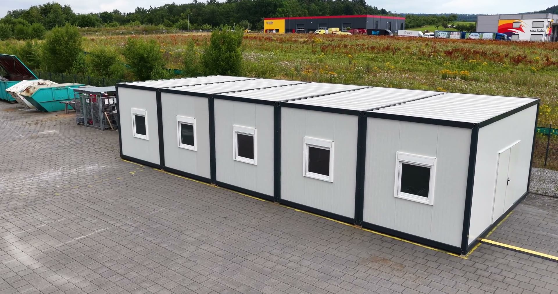 Lager- und Mehrfachanlage auf dem Industriehof