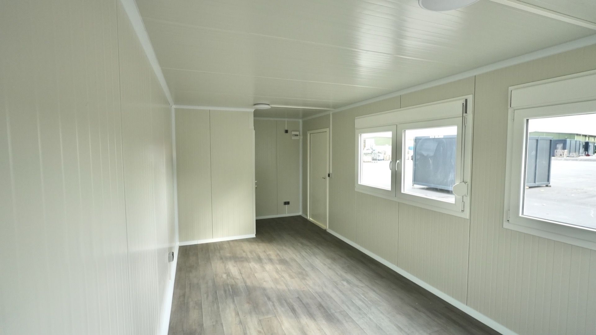 Spezialanfertigung – Arbeitsraum